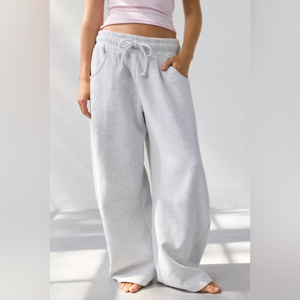 Cozy Gray Wide-Leg Sweatpants
